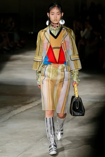 Look 31